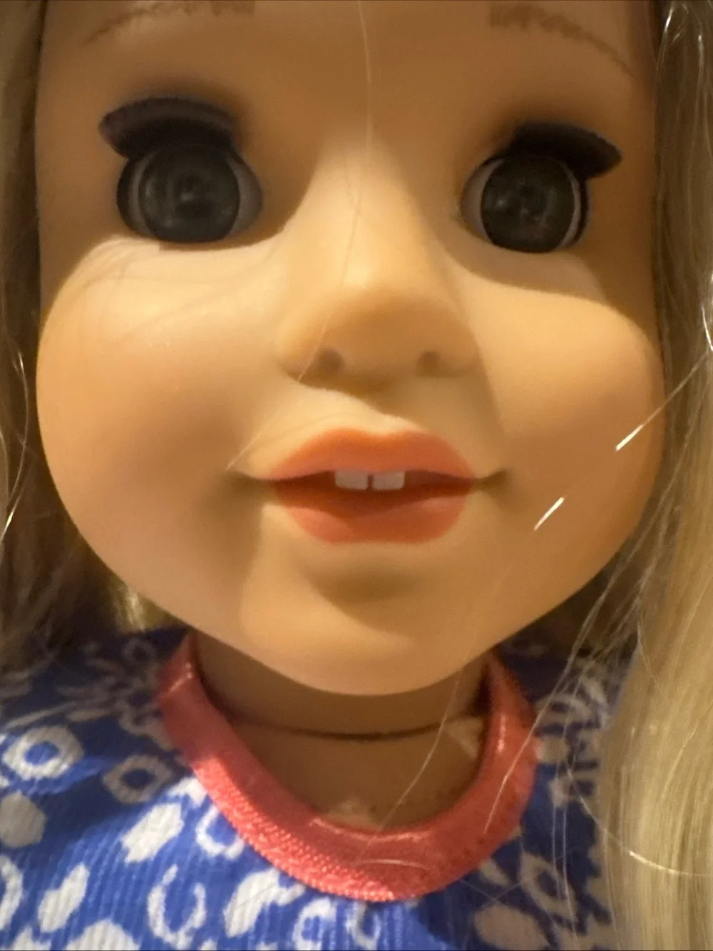 American Girl Doll Toy Truly Me Number #61 Blue Grey Eyes Blonde Curly Outfit
